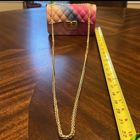 BRAND NEW ABSOLUTELY STUNNING  BRIGHT SHOWSTOPPER 👛 BARBIECORE BAG - Picture 7 of 10